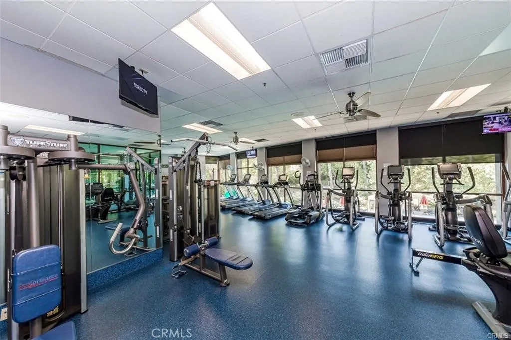 23795 Los Pinos Court, Corona, California 92883 home-pic-40